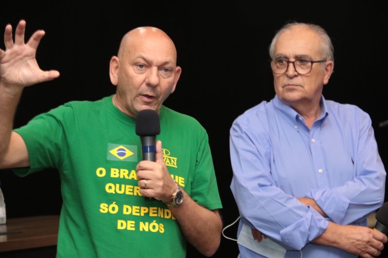 Luciano Hang e Wallace Sampaio