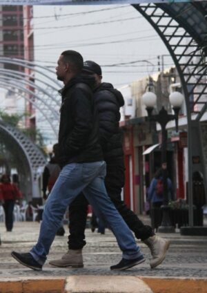Calçadão da Batista de Carvalho; rua Gustavo Maciel com a Praça Rui Barbosa