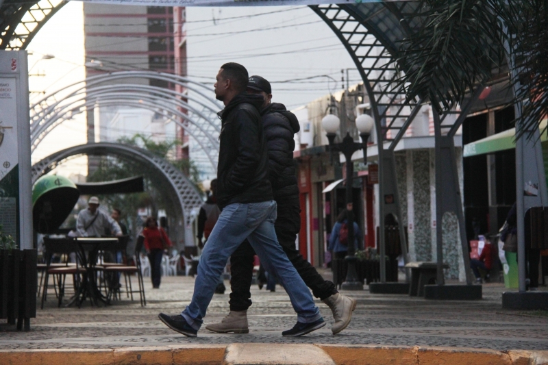 Calçadão da Batista de Carvalho; rua Gustavo Maciel com a Praça Rui Barbosa